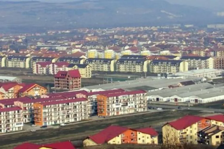 Protest în Florești, în fața Primăriei: Vrem spații verzi, școli și grădinițe