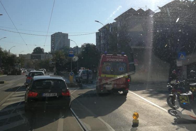 Pieton lovit pe trecere pe strada Plopilor din Cluj! A ajuns la spital FOTO
