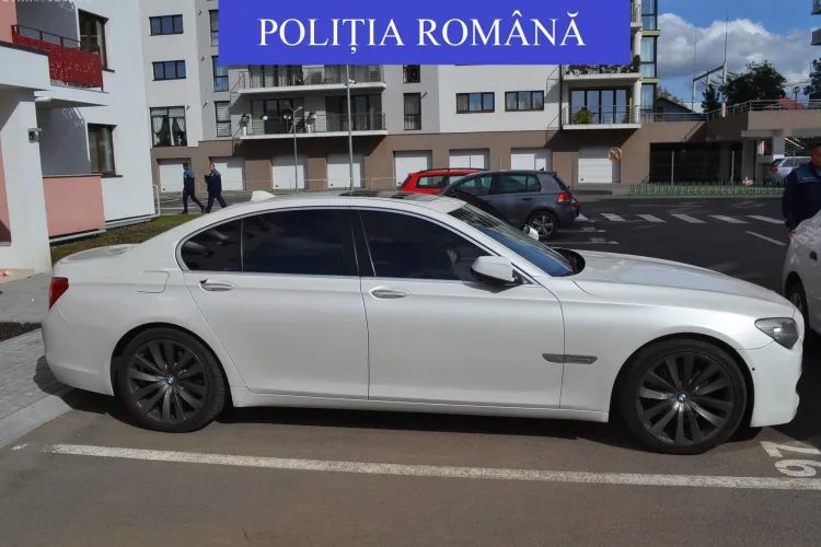 BMW sechestart de Poliția Cluj în urma unei spargeri comise în județ. Prejudiciul e mare - FOTO