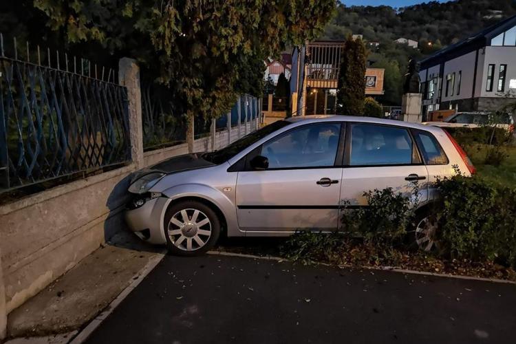 Cluj, Casa Radio în Grigorescu: Ai greșit parcarea, băiatul meu! - FOTO