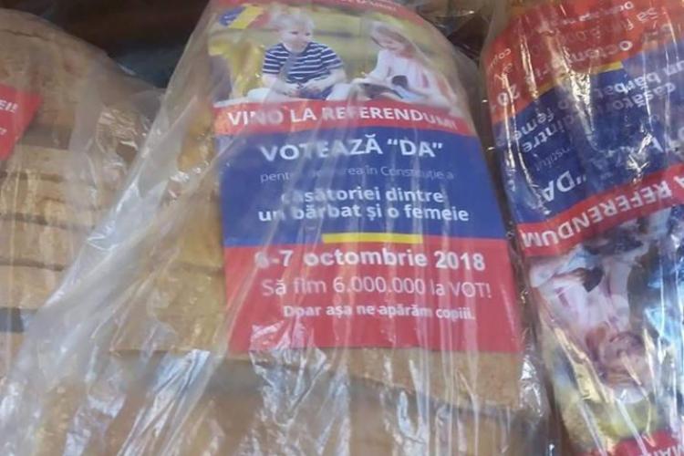 Reclamă la referendum în pungile de pâine - FOTO