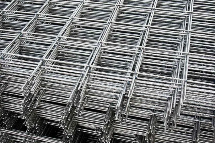 Un clujean a cumpărat plasă sudată și susține că angajații l-ar fi indus în eroare