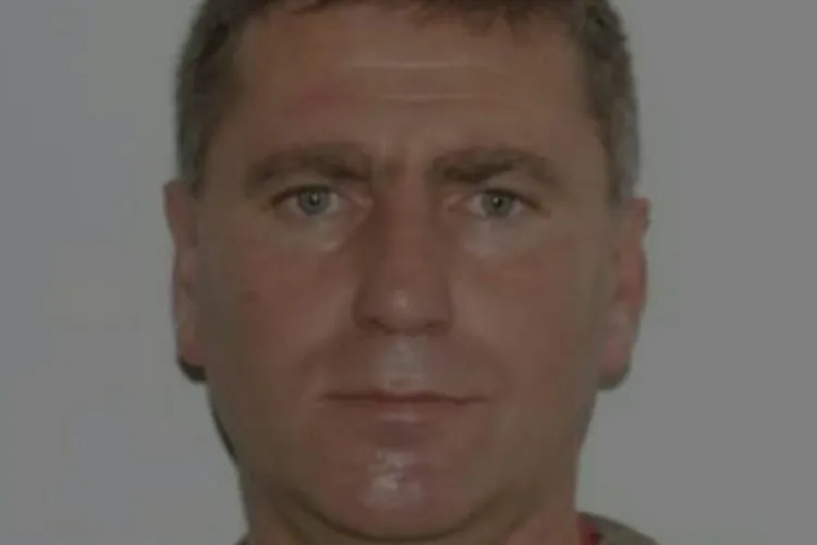  Bărbat dispărut, căutat de autorități. Mașina i-a fost găsită incendiată la Cluj FOTO