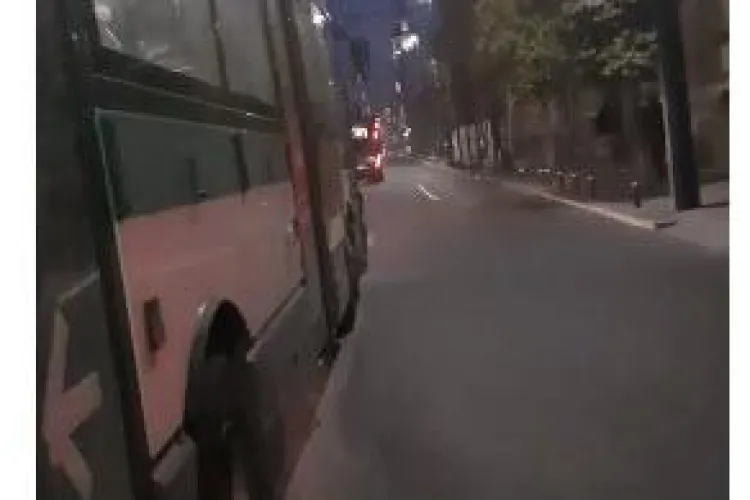 Cum să iei autobuzul când ești cu bicicleta - VIDEO