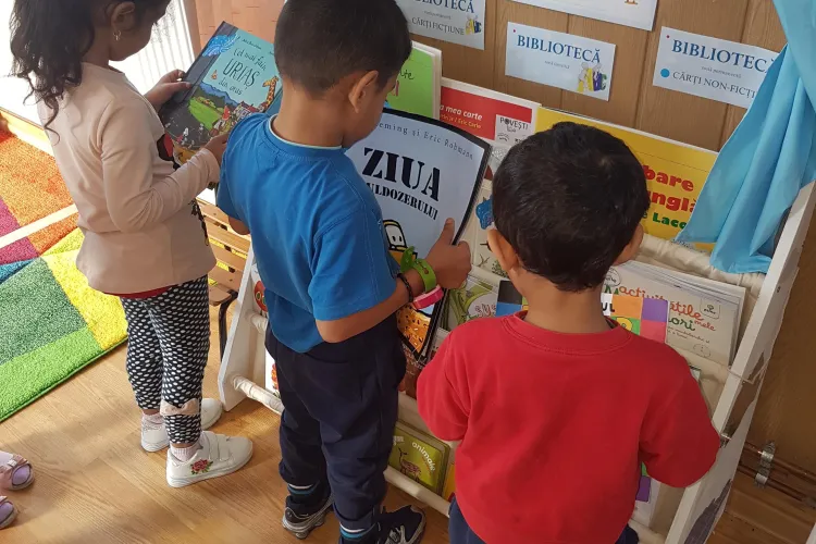 1500 de copii săraci din Cluj vor primi Prima Carte pentru acasă