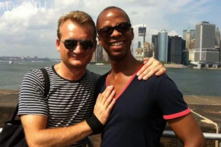 CCR: Cuplurile de persoane de același sex intră în sfera ”vieții de familie”