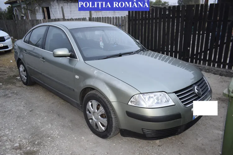 Doi tâlhari mascați au intrat peste o clujeancă în casă și i-au furat 16.000 de euro. Au fost reținuți de polițiști FOTO VIDEO