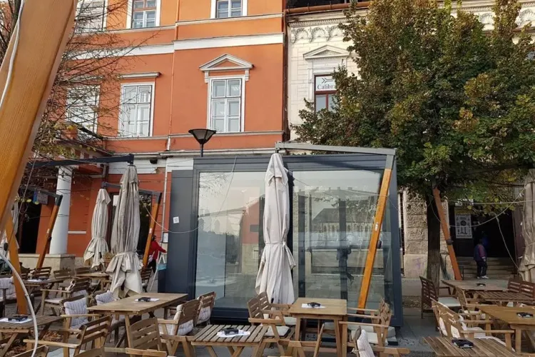 Cluj: Chioșc din bani publici la 3000 de EURO / mp, care stă gol de doi ani