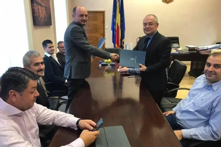 S-a semnat contractul pentru studiul de fezabilitate al Centurii Metropolitane a Clujului