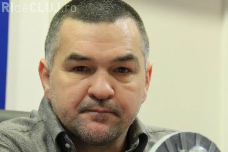 Leonard Doroftei servește la mese: ”Nu e o rușine să muncești”