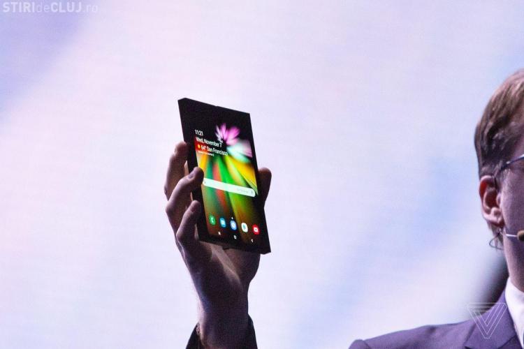  Cât va costa primul smartphone flexibil produs de Samsung. Iese pe piață în 2019
