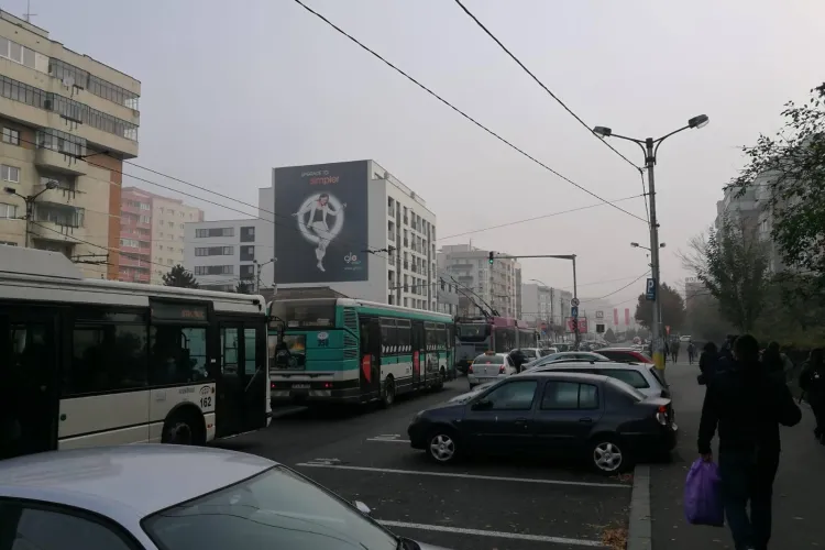 Trafic BLOCAT în tot Mănășturul. Ce e de făcut? - FOTO