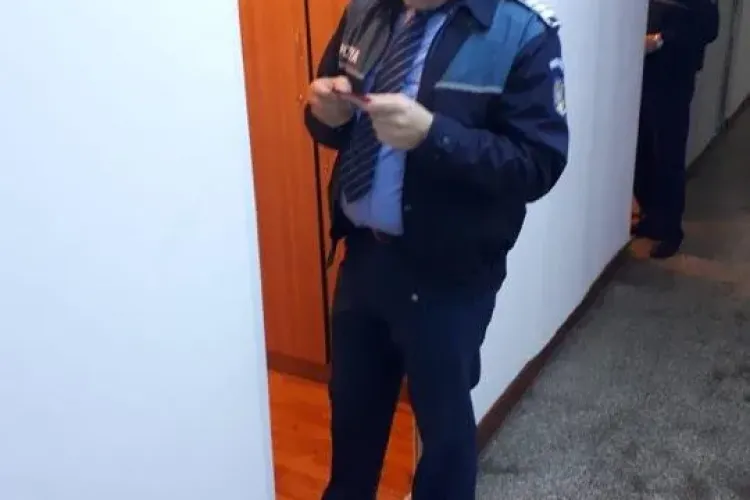 Razie de amploare în Complexul Studențesc Hașdeu. Peste 800 de studenți au fost legitimați în câteva ore FOTO