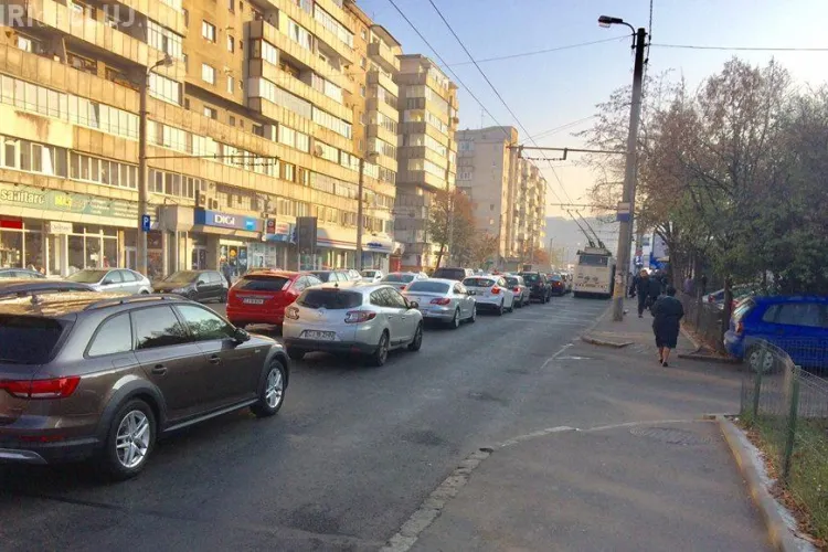 Haos în trafic în Mănăștur, marți dimineață FOTO