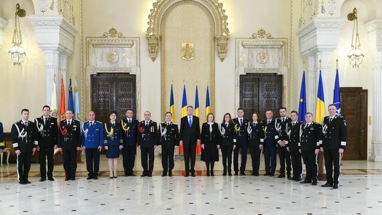 Foto ceremonie avansare generali.jpeg