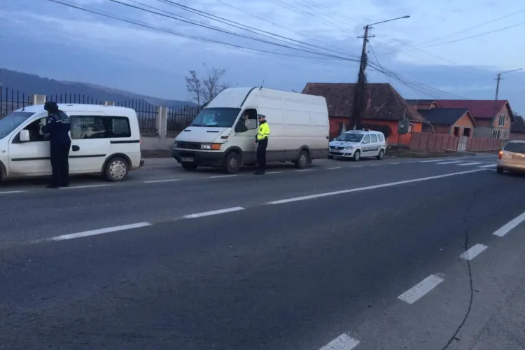 Aproape 400 de vitezomani și pietoni care traversează neregulamentar, amendați la Cluj FOTO