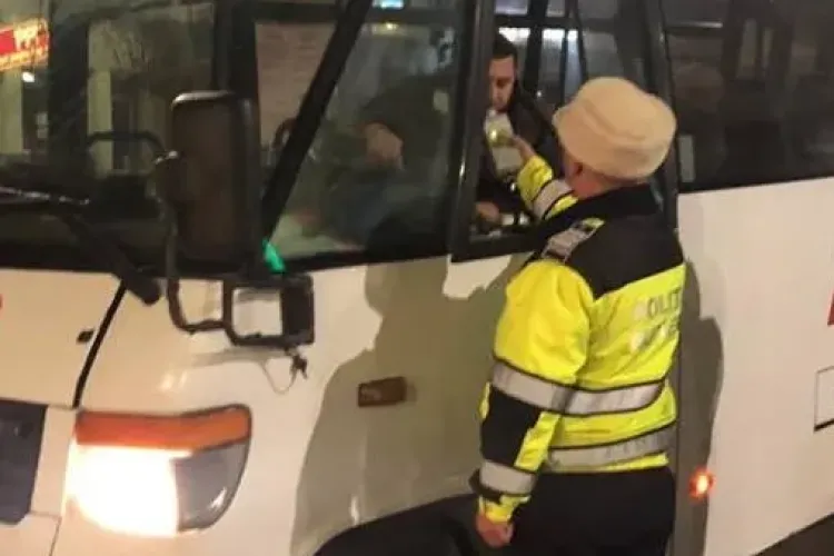 Razii de amploare la Cluj. Polițiștii au reținut peste 150 de permise FOTO