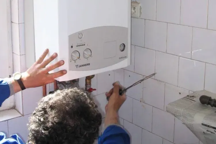 TAXĂ pentru CENTRALA TERMICĂ din locuințe. ANRE vrea taxă pentru că poluează  ﻿