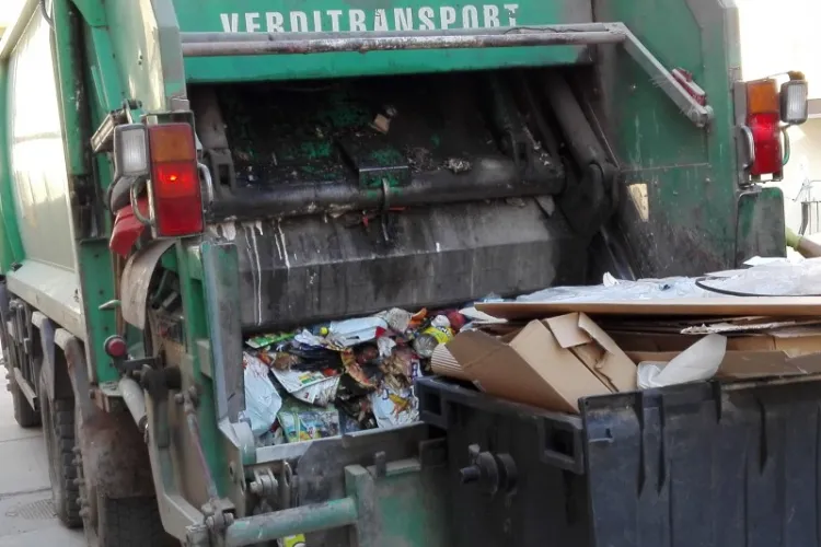 Salubritatea se scumpește în Florești. Se produce ”SUSPECT” de mult gunoi