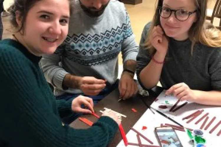 Târg de Crăciun caritabil la USAMV Cluj pentru achiziționarea unei ambulanțe SMURD