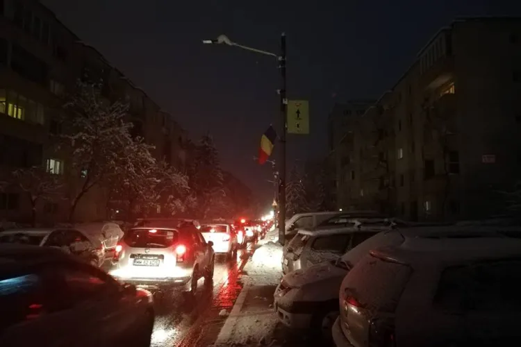 Clujul e SMART, dar pe întuneric. Străzile sunt în benză și nu e nimic de făcut- FOTO