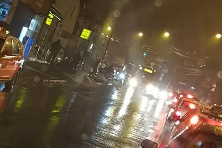 CLUJ: Accident grav la autogară. Pieton resuscitat de medici după ce a fost lovit de mașină