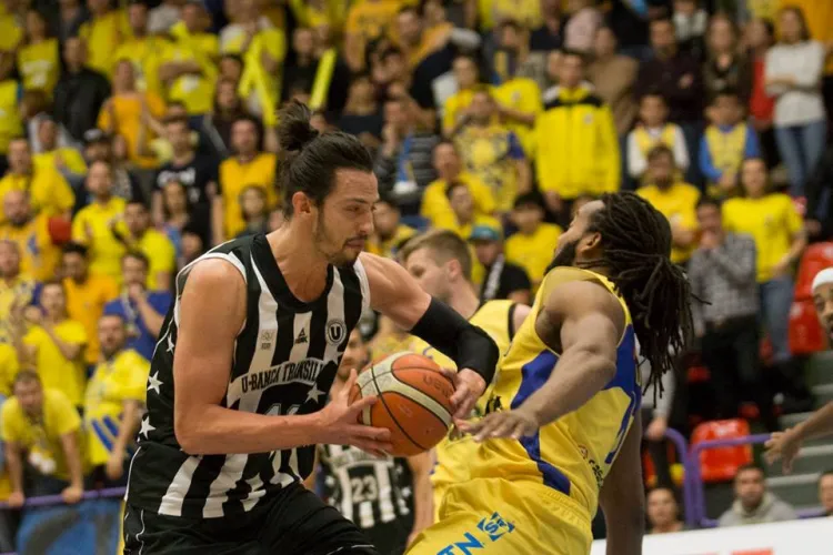 Hai la sală, la duelul U-Banca Transilvania - BC CSU Sibiu