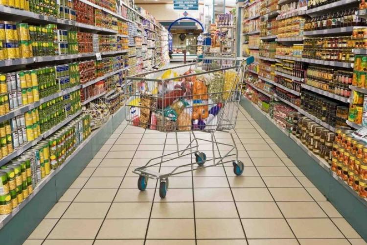 Auchan, Cora, Carrefour și alte companii, amendate cu 18,8 mil Euro de Consiliul Concurenței