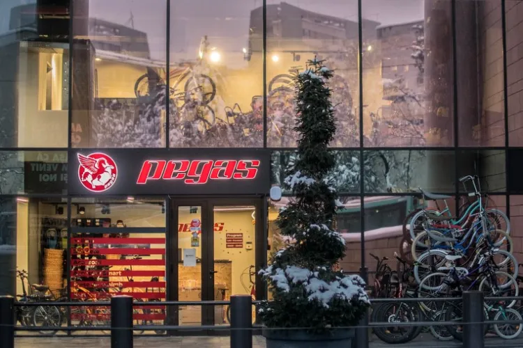 Pegas a inaugurat, la Iulius Mall Cluj, cel mai mare magazin al brandului din țară