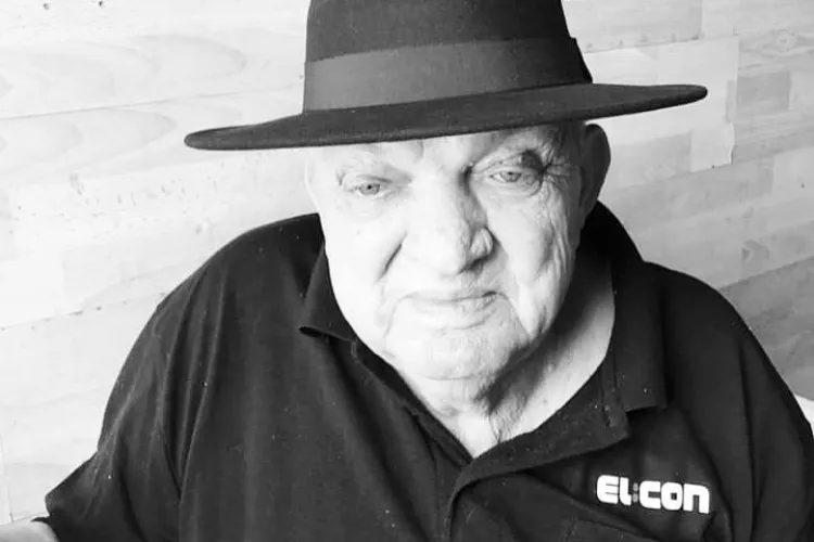 SCANDALOS! Rudi Varga, bulibașa romilor din Gilău, înmormântat în cimitirul Eroilor cu ONORURI