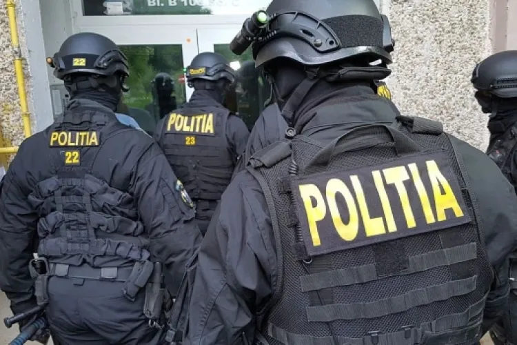 Percheziții și la Cluj într-un dosar de spălare de bani. Cumpărau apartamente cu bani la negru
