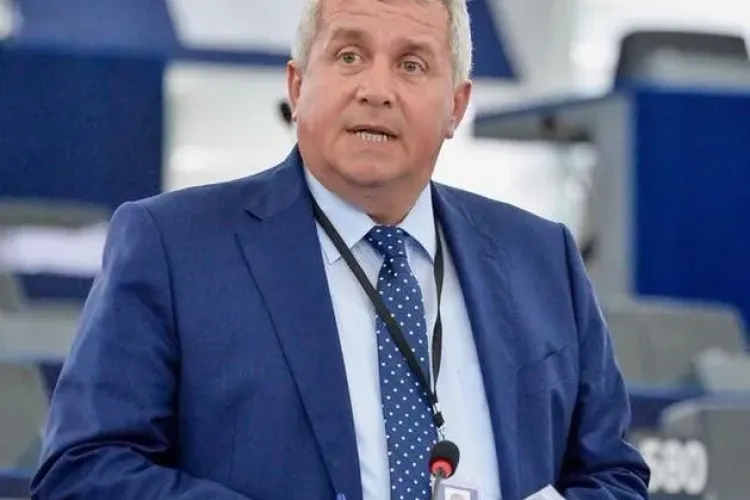 Daniel Buda: Bugetul de stat pentru anul 2019 este expresia dezastrului economic