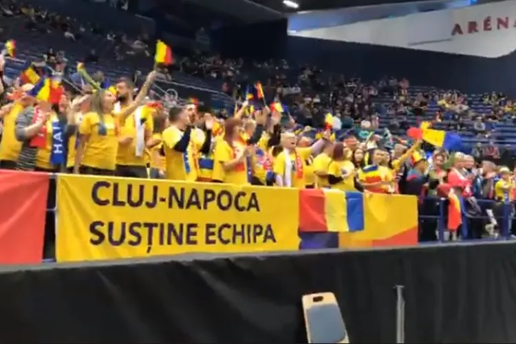 Emil Boc s-a dus în Cehia să le susțină pe Halep & Co  în meciul din Fed Cup VIDEO