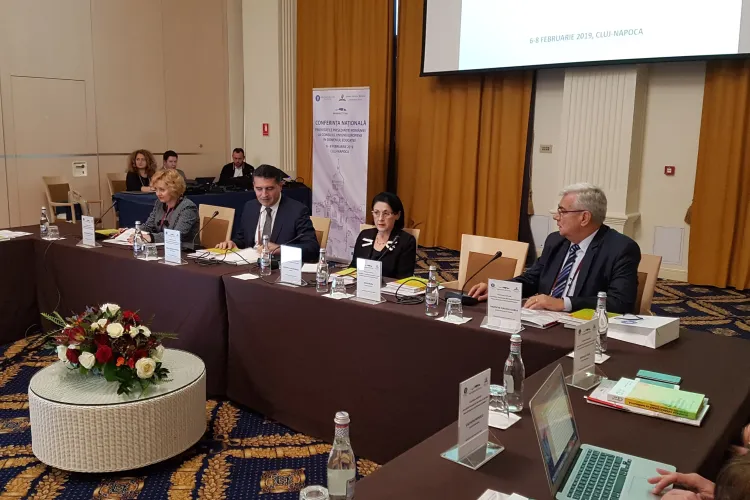 Ministerul Educației a vorbit la Cluj despre tablete pentru elevi: Au IT-ul în ADN