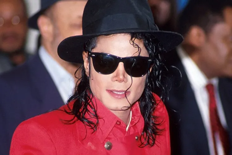 Scandal de amploare după un documentar despre Michael Jackson. Muzica artistului a fost interzisă la radio
