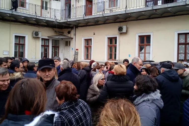 Cluj: Angajații de la ANAF au protestat