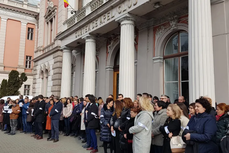 Ce modificări anunță Tudorel Toader la OUG 7, care a dus justiția în GREVĂ