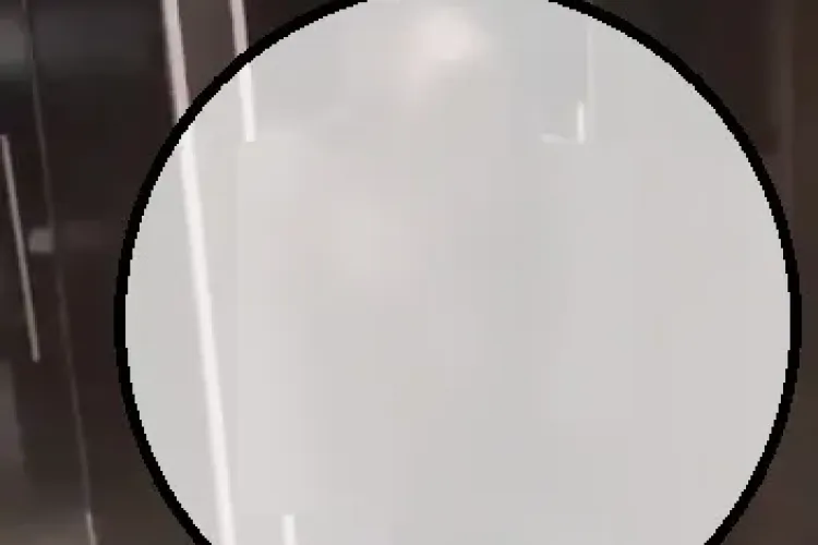 Cluj: Filmați când făceau sex în baia unui club. Totul a fost la vedere - VIDEO