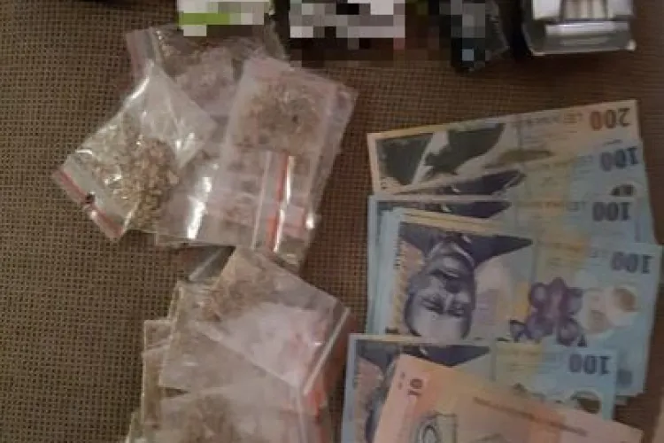 Traficant de droguri, arestat la Cluj! Ce au găsit polițiștii în apartamentul său FOTO