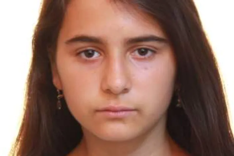 CLUJ: Adolescentă de 16 ani, dispărută de acasă de aproape o săptămână. Ați văzut-o? FOTO