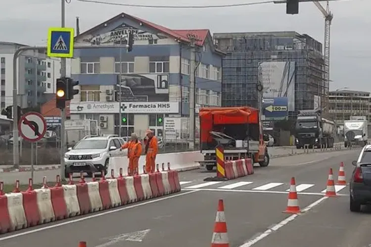 Harnicii de la drumuri au trecut la trasat trecerea de la Metro - FOTO