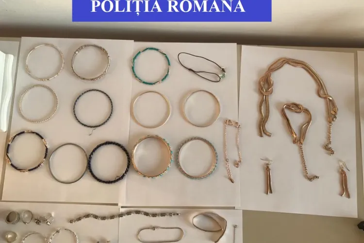 Spărgători de locuințe, reținuți după ce au dat o lovitură în Mănăștur FOTO