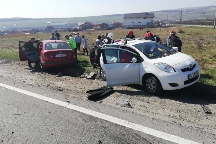 Accident cu cinci victime pe un drum din Cluj FOTO