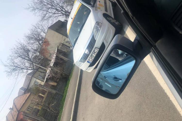 Cluj: Taximetrist AGRESIV după ce a intrat pe contrasens și a fost BLOCAT. Merită ”felicitat” - VIDEO