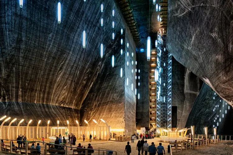 Salina Turda salvează imaginea proastă a orașului! A primit două stele Michelin în ghidul de călătorie