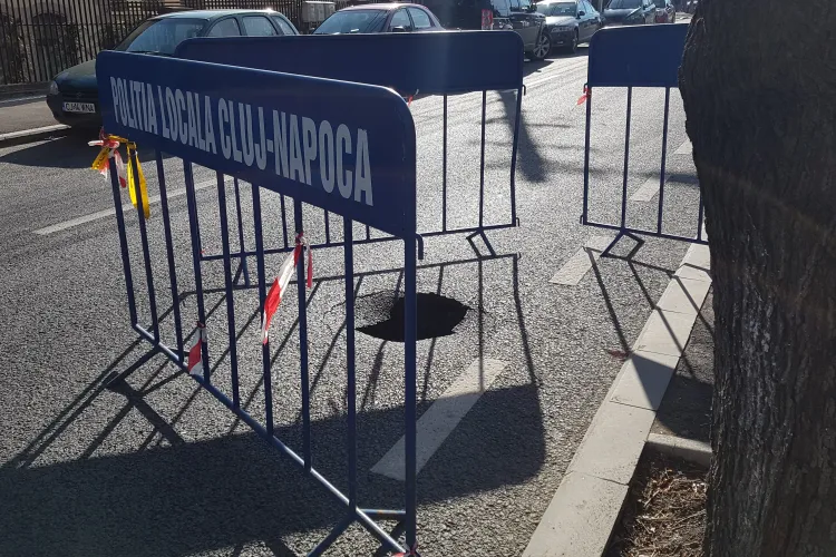 Se surpă strada rezidențială Andrei Mureșanu - FOTO