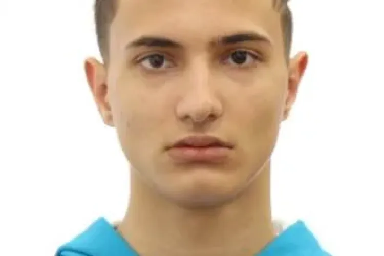 CLUJ: Tânăr de 19 ani, dispărut de acasă de câteva zile. L-ați văzut? FOTO