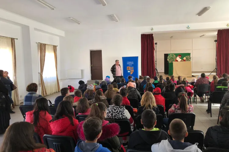 Teatrul de Păpuși ”Puck” va avea spectacole în toate comunele clujene 