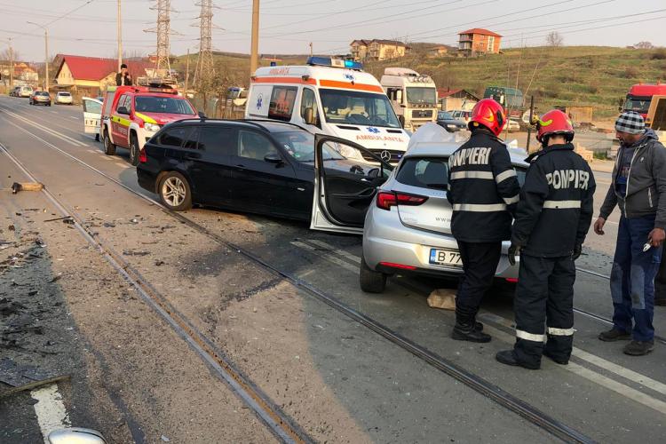 FOTO de la accidentul grav de pe Bulevardul Muncii, de joi dimineața