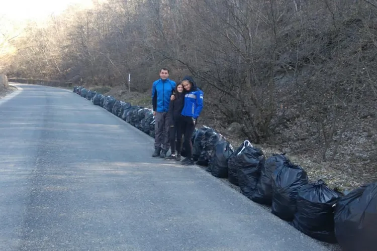 Clujenii au igienizat zona lacului Tarnița - FOTO